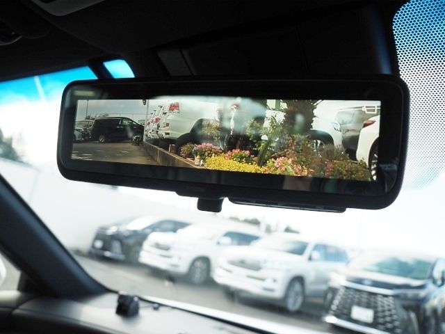 TOYOTA CROWN SEDAN HYBRID 2021 Image 31