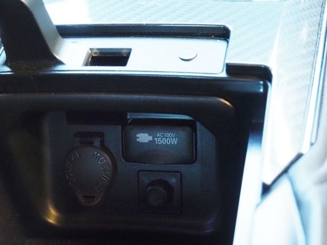 TOYOTA CROWN SEDAN HYBRID 2021 Image 31