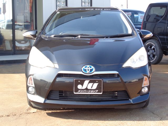 TOYOTA AQUA 2013 Image 31