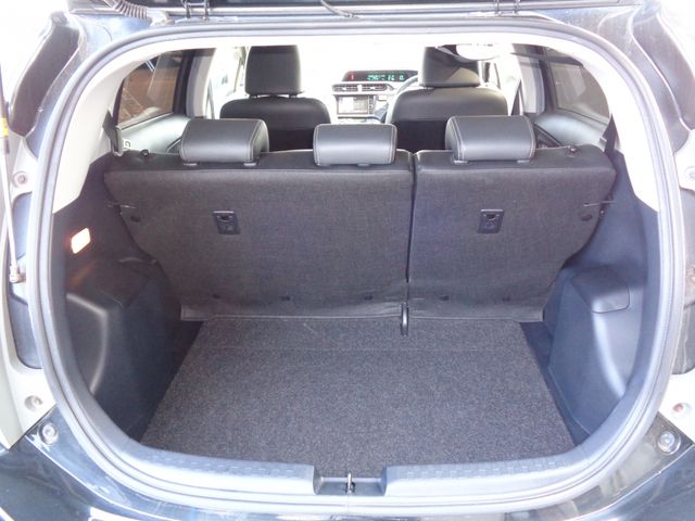 TOYOTA AQUA 2013 Image 31