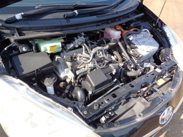 TOYOTA AQUA 2013 Image 31