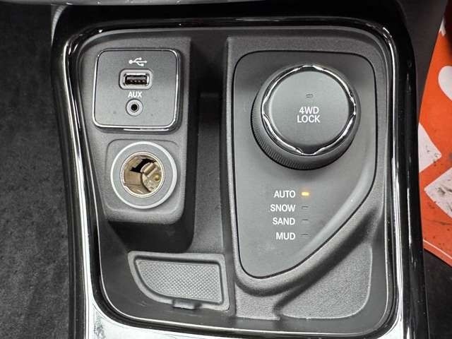 JEEP COMPASS 4WD 2018 Image 31