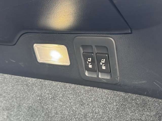 TOYOTA LEXUS NX300H 2018 Image 31