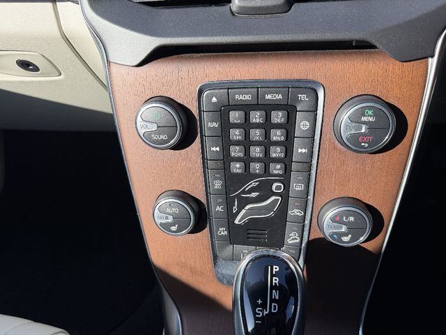 VOLVO V40 CROSS COUN 2019 Image 31