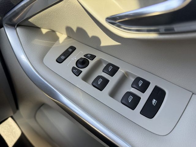 VOLVO V40 CROSS COUN 2019 Image 31