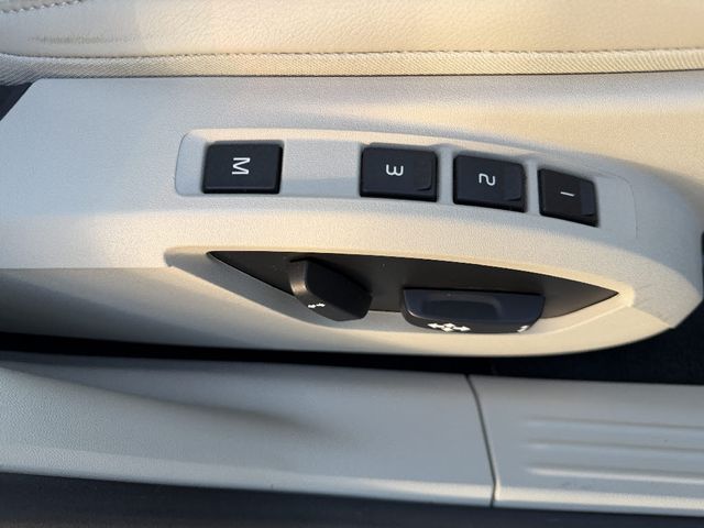 VOLVO V40 CROSS COUN 2019 Image 31