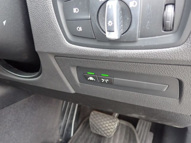 BMW 1SERIES 2018 Image 31