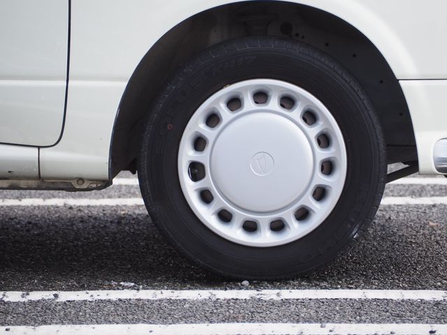 DAIHATSU MIRA GINO 2003 Image 31