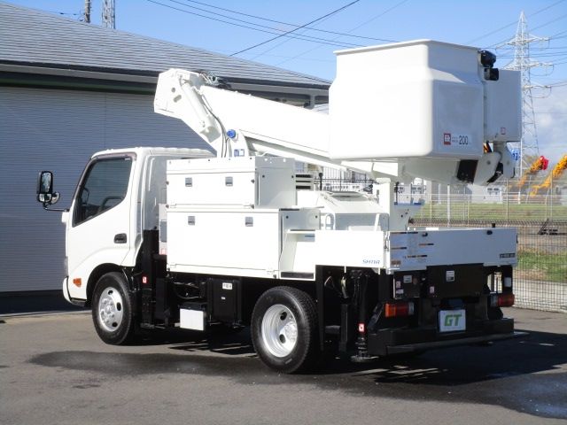 HINO DUTRO 2018 Image 31