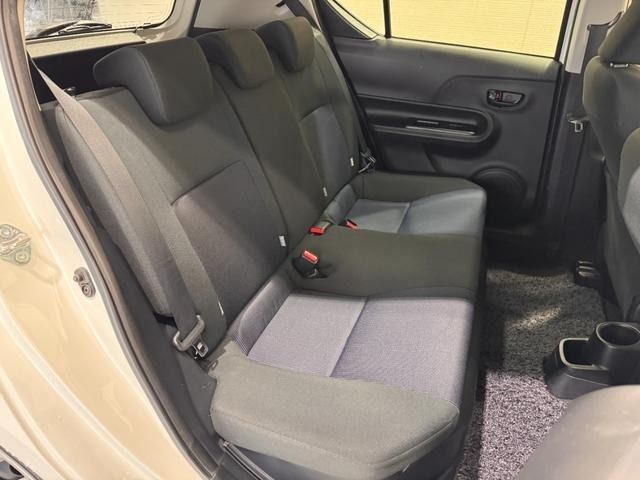 TOYOTA AQUA 2015 Image 31