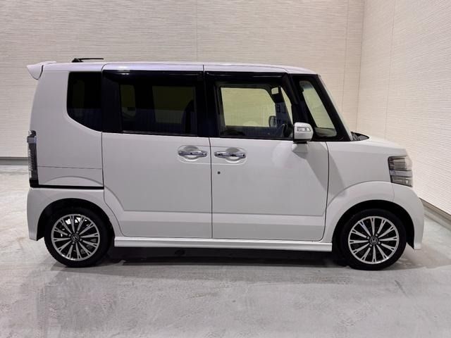 HONDA N BOX CUSTOM 2017 Image 31