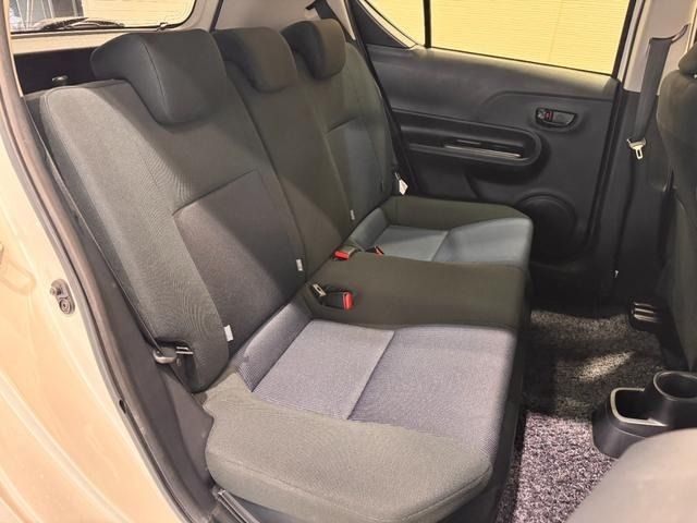 TOYOTA AQUA 2015 Image 31