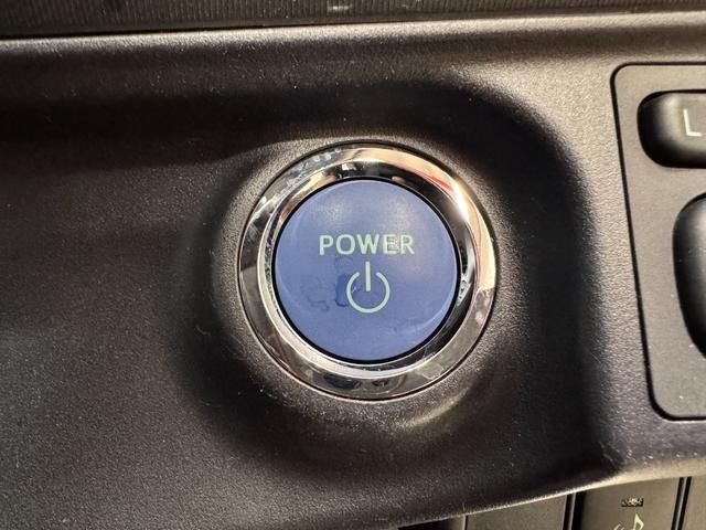 TOYOTA AQUA 2015 Image 31