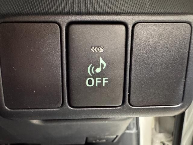 TOYOTA AQUA 2015 Image 31