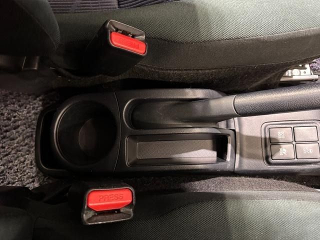 TOYOTA AQUA 2015 Image 31