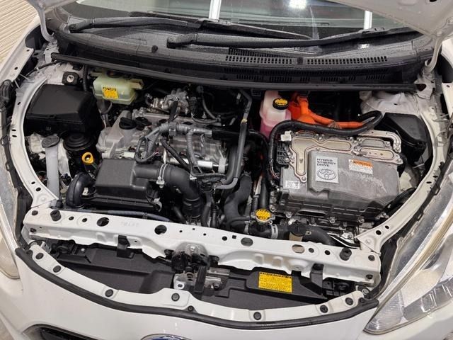 TOYOTA AQUA 2015 Image 31