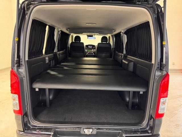 TOYOTA HIACE VAN 2WD 2018 Image 31