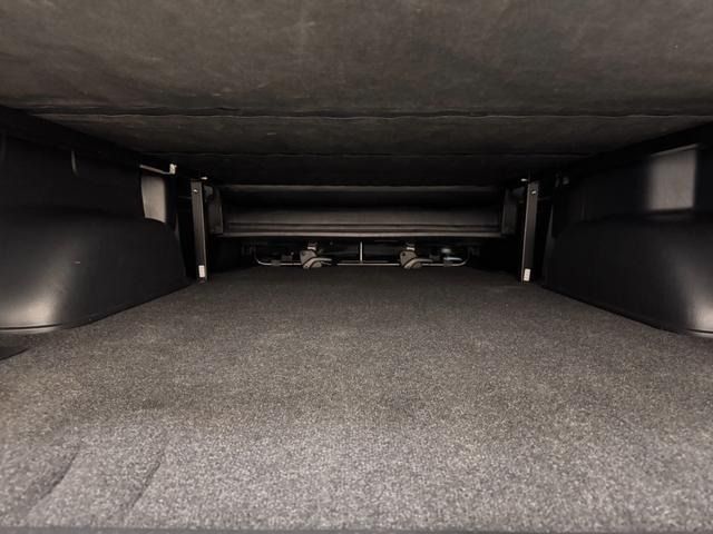 TOYOTA HIACE VAN 2WD 2018 Image 31