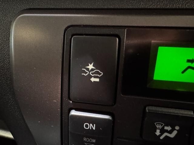 TOYOTA HIACE VAN 2WD 2018 Image 31