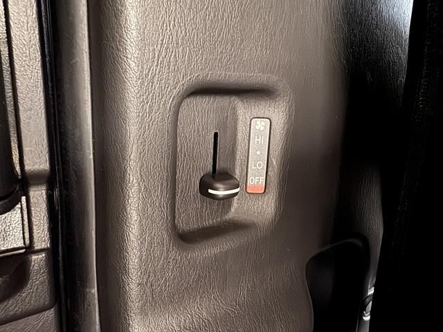 TOYOTA HIACE VAN 2WD 2018 Image 31