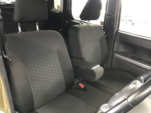 DAIHATSU WAKE 4WD 2015 Image 31