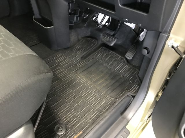 DAIHATSU WAKE 4WD 2015 Image 31