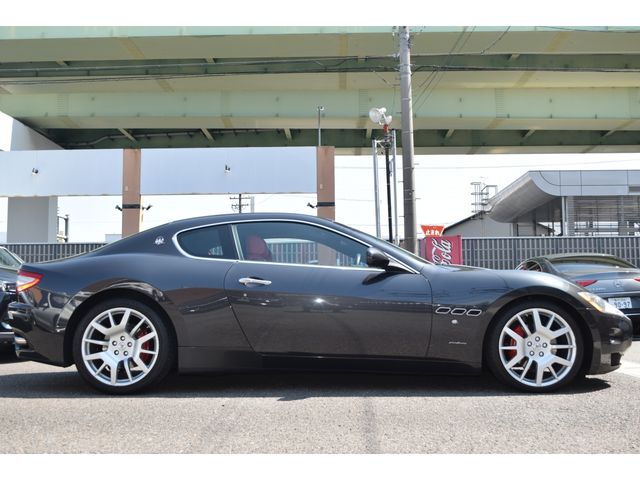MASERATI GRANTURISMO 2008 Image 31