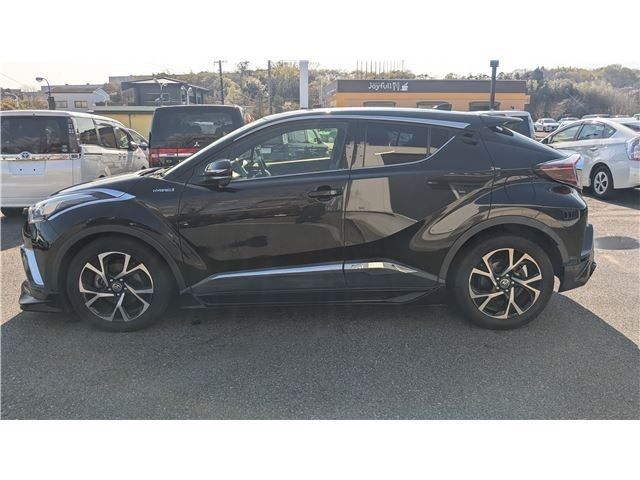 TOYOTA C-HR 2017 Image 31