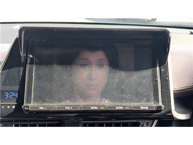 TOYOTA C-HR 2017 Image 31