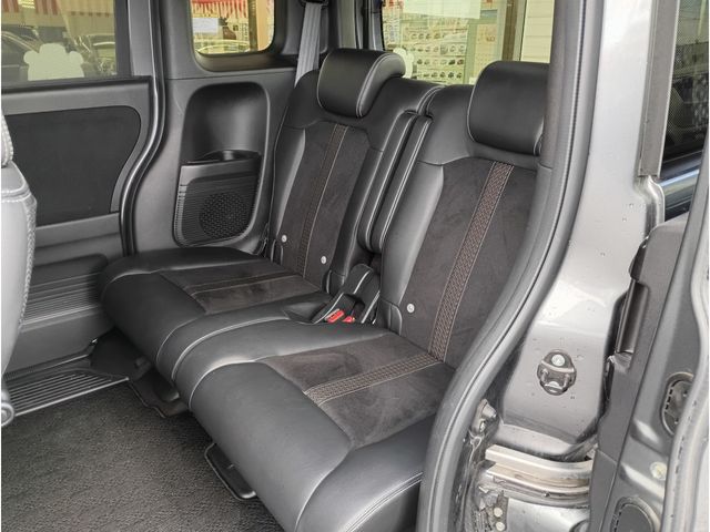 HONDA N BOX CUSTOM 4WD 2020 Image 31