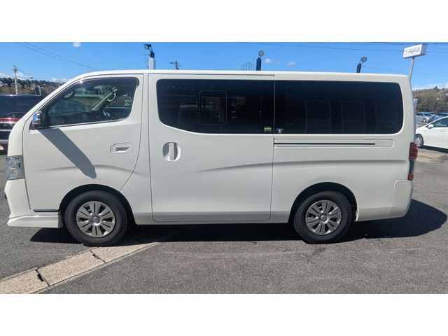 NISSAN NV350 CARAVAN 2017 Image 31