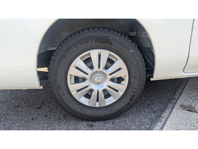 NISSAN NV350 CARAVAN 2017 Image 31