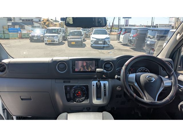 NISSAN NV350 CARAVAN 2017 Image 31
