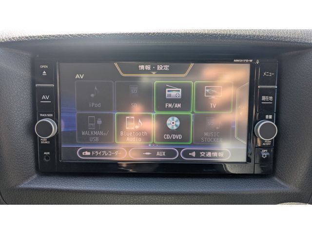 NISSAN NV350 CARAVAN 2017 Image 31