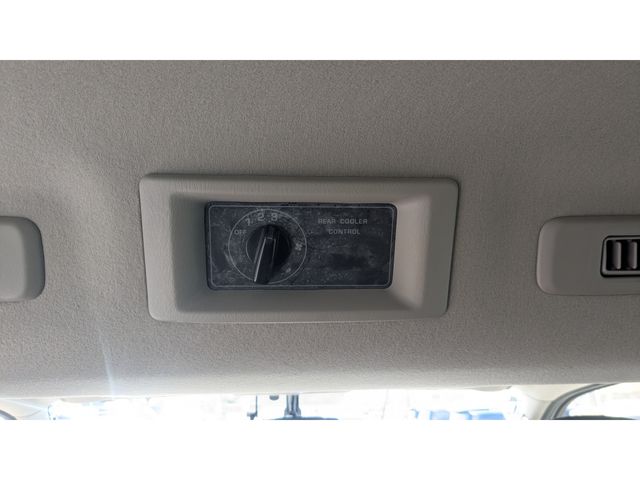 NISSAN NV350 CARAVAN 2017 Image 31