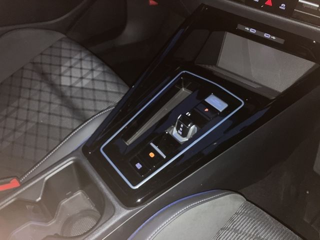 VOLKSWAGEN GOLF 2025 Image 31