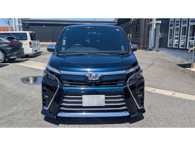 TOYOTA VOXY 2018 Image 31