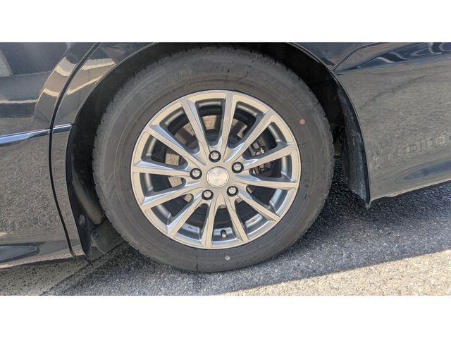 TOYOTA VOXY 2018 Image 31