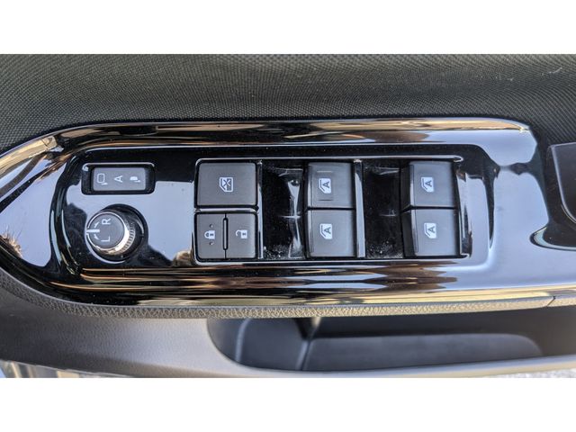 TOYOTA VOXY 2018 Image 31