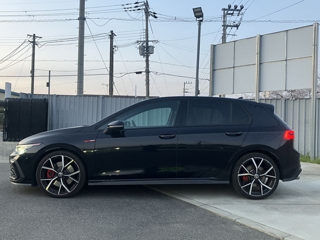 VOLKSWAGEN GOLF GTI 2022 Image 31