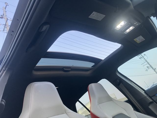 VOLKSWAGEN GOLF GTI 2022 Image 31