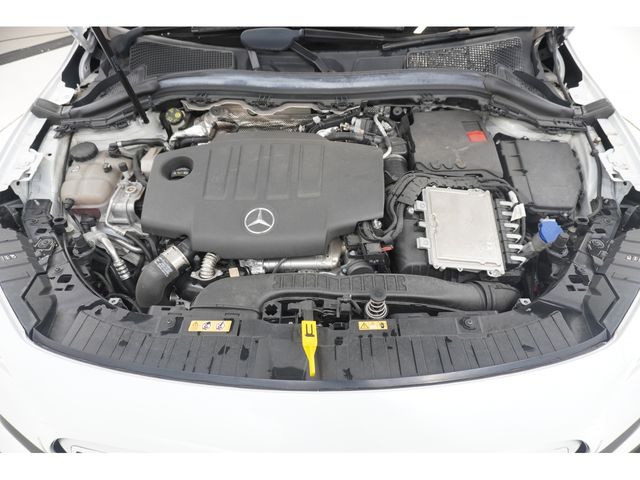 MERCEDES BENZ GLA CL 2021 Image 31