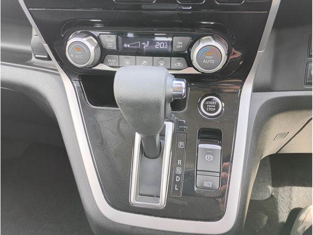 NISSAN SERENA  S-HYBRID 2019 Image 31