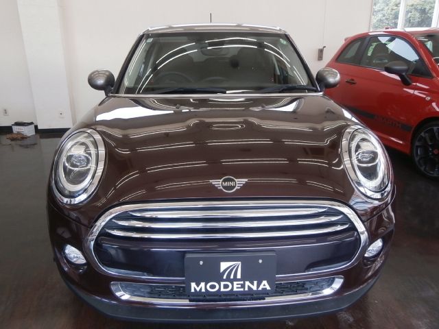 BMW MINI COOPER 5DOOR 2018 Image 31