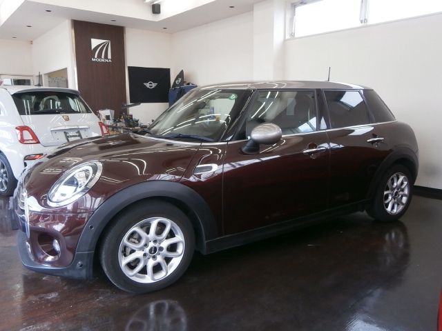 BMW MINI COOPER 5DOOR 2018 Image 31