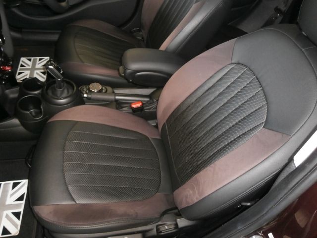 BMW MINI COOPER 5DOOR 2018 Image 31