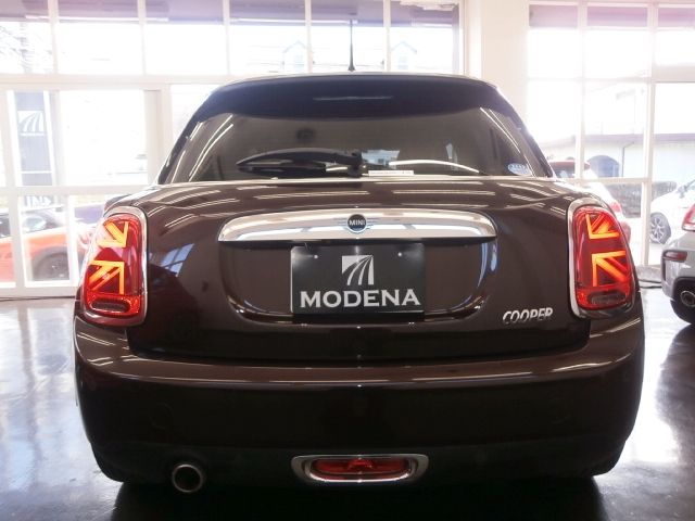 BMW MINI COOPER 5DOOR 2018 Image 31