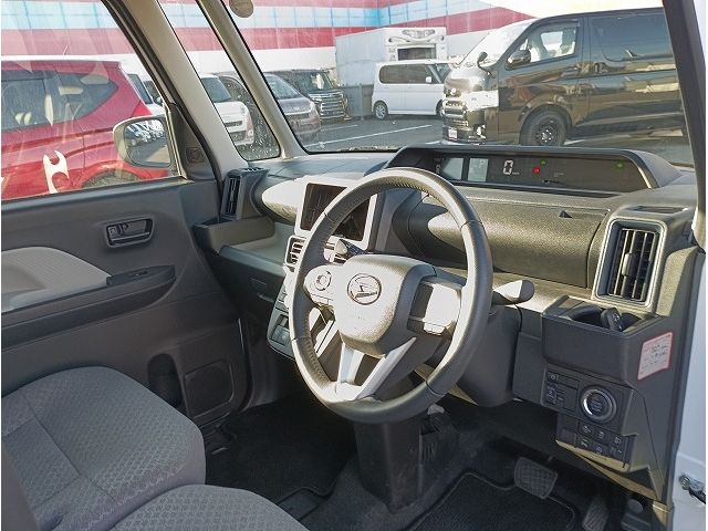 DAIHATSU TANTO 2024 Image 31