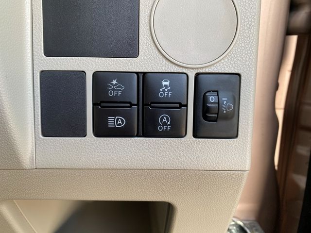 DAIHATSU TANTO 2018 Image 31