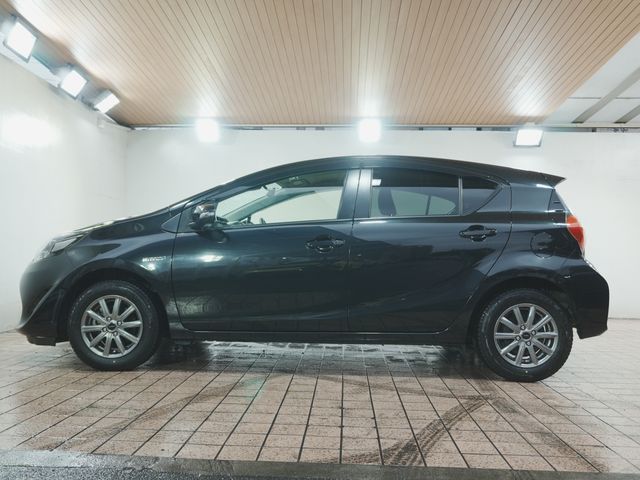 TOYOTA AQUA 2018 Image 31